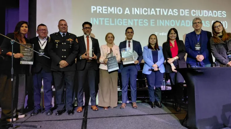 En un esfuerzo por seguir mejorando la calidad de vida de los ciudadanos y ante las múltiples solicitudes de los usuarios, tomamos la decisión de...