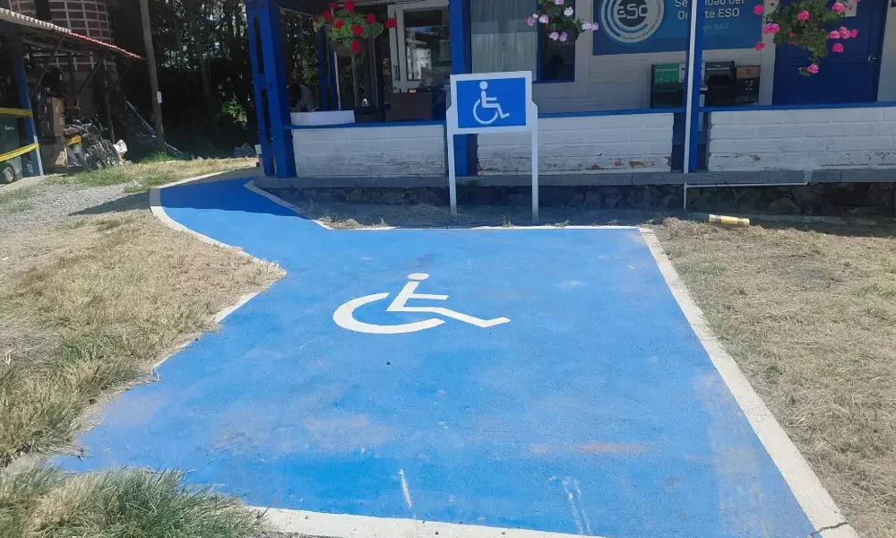 La ESO habilitó un espacio adecuado para brindar atención a personas con discapacidad, como parte de sus acciones orientadas a fortalecer el bienestar, la inclusión y la seguridad de todos los ciudadanos